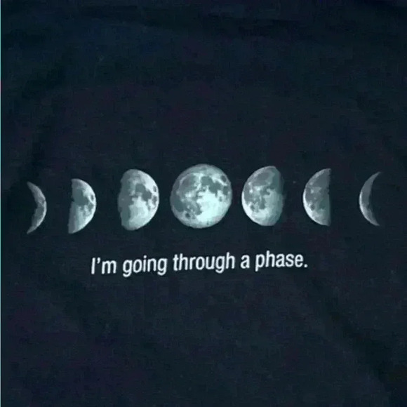 I’m going through a phase Women’s Black Short Sleeve Tee Shirt Women’s Small - Picture 2 of 8